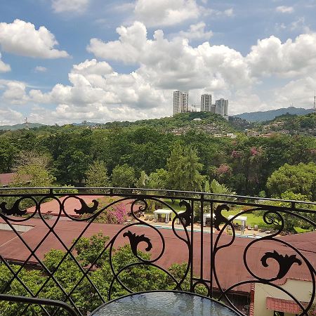 Sophia Suites Residence Hotel Cebu Exteriör bild