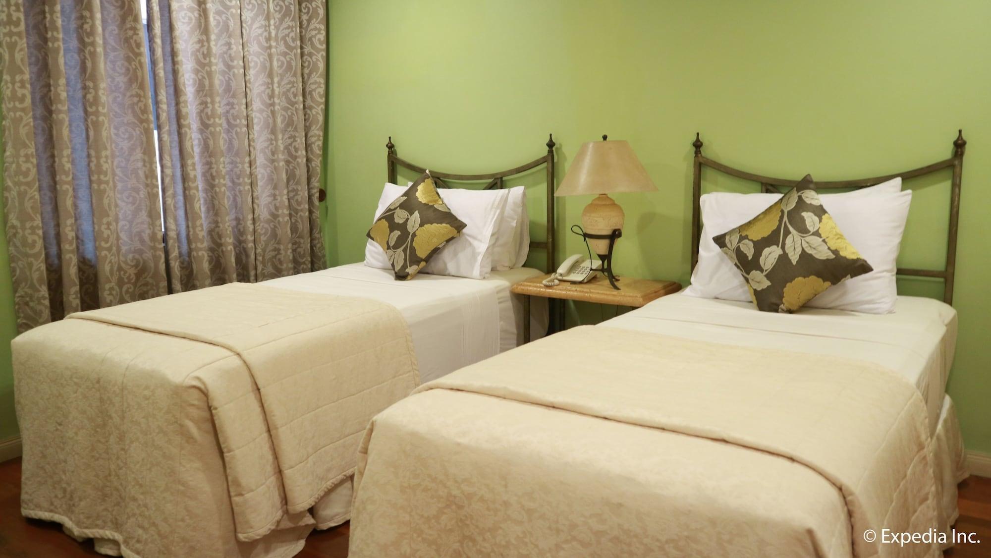 Sophia Suites Residence Hotel Cebu Exteriör bild