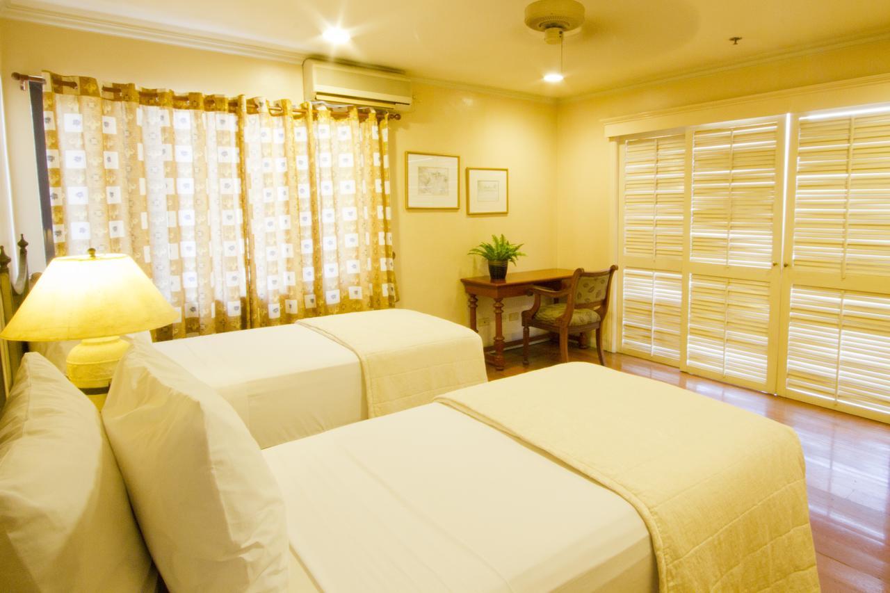 Sophia Suites Residence Hotel Cebu Exteriör bild